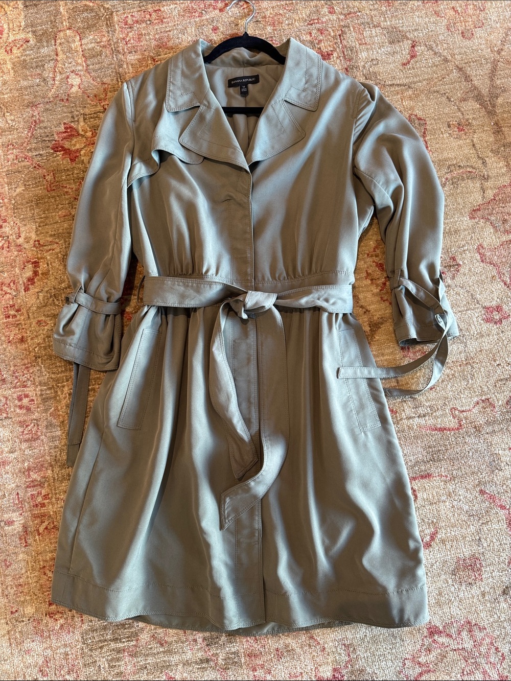 Banana Republic Gorgeous Olive Button Up Trench Dress with Waist Tie. 12